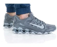 Nike bateliai