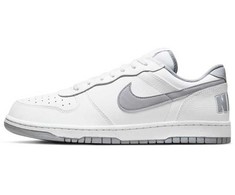 Nike bateliai