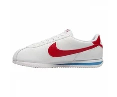 Nike bateliai