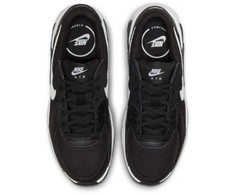 Nike bateliai