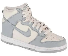 Nike bateliai