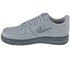 Nike bateliai