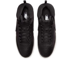 Nike bateliai