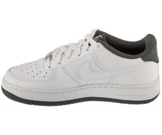 Nike bateliai
