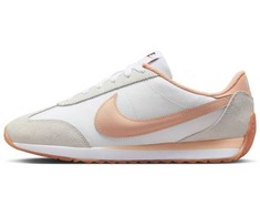 Nike bateliai