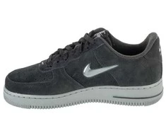 Nike bateliai
