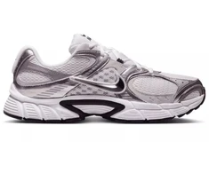 Nike bateliai