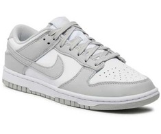 Nike bateliai