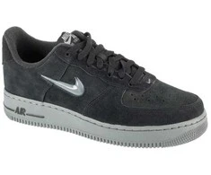 Nike bateliai