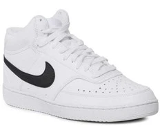 Nike bateliai