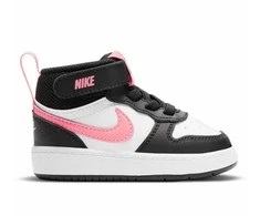Nike bateliai