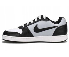 Nike bateliai