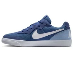 Nike bateliai