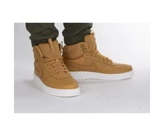 Nike bateliai