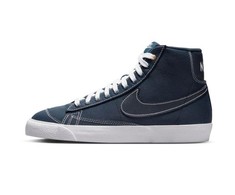 Nike bateliai