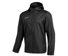 Nike striukė