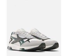 Reebok bateliai