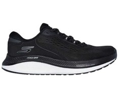 Skechers bateliai