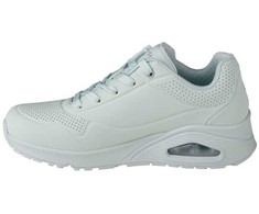Skechers bateliai