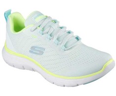 Skechers bateliai