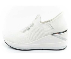 Skechers bateliai