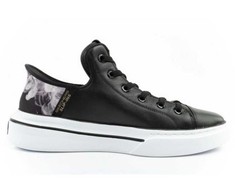 Skechers bateliai