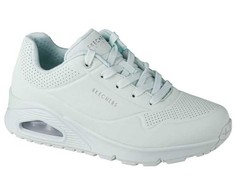 Skechers bateliai