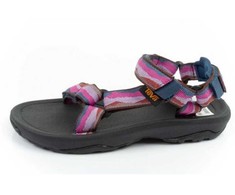 Teva bateliai