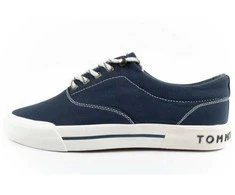 Tommy Hilfiger bateliai