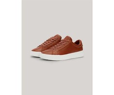 Tommy Hilfiger bateliai