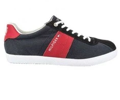 Tommy Hilfiger bateliai