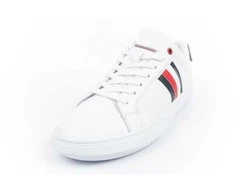 Tommy Hilfiger bateliai