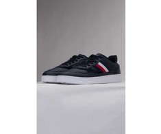 Tommy Hilfiger bateliai