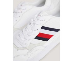 Tommy Hilfiger bateliai