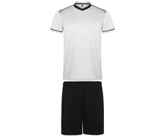 United futbolo apranga