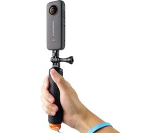 Insta360 plaukiojanti rankena