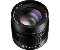 „Panasonic Leica DG Nocticron 42.5mm f/1.2 ASPH. Power O.I.S.“ objektyvas, juodas