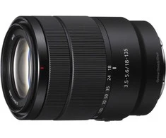 Sony E 18-135mm f/3.5-5.6 OSS objektyvas, juodas