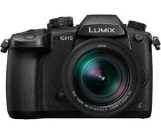 „Panasonic Lumix DC-GH5“ + 12–60 mm f/2,8–4,0 komplektas