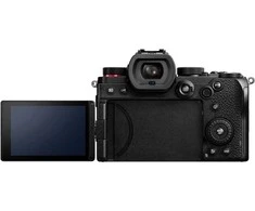 „Panasonic Lumix DC-S5“ korpusas