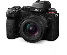Panasonic Lumix DC-S5D + 18-40mm