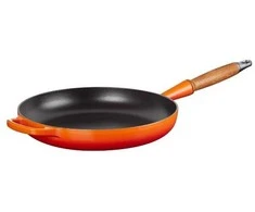 Le Creuset ketaus keptuvė su medine rankena Ø28cm