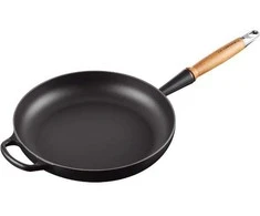 Le Creuset ketaus keptuvė su medine rankena Ø28cm
