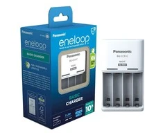 Panasonic Eneloop Batteries Charger + 4x AAA 800 mAh