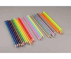Spalvoti pieštukai KORES KOLORES STYLE, tribriauniai, 3mm, 26 spalvos (6 metalizuotos, 4 pastelinės
