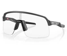 OAKLEY Sutro Lite Matte Carbon/Clear To Juodas Iridium Photochromic sportiniai saulės akiniai