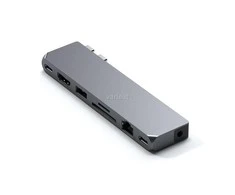Port „Satechi Pro Hub Max USB-C“, skirtas „MacBook“ (2 x USB-C, USB-A, 4K HDMI, mikro / SD kortelių skaitytuvas, eternetas, lizdo prievadas) (tarpinis pilkas)