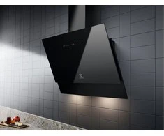 60 cm kamino tipo juodos spalvos gartraukis Electrolux LFV416K
