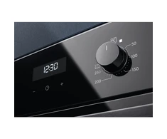 Montuojama orkaitė su katalitinėmis sienelėmis Electrolux EOE5C71Z