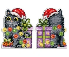 MP Studia Beldizart Kalėdinės eglutės dekoracija. Katė su girlianda. SR-709